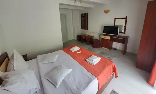 Cameră Dublă Casa Iulian